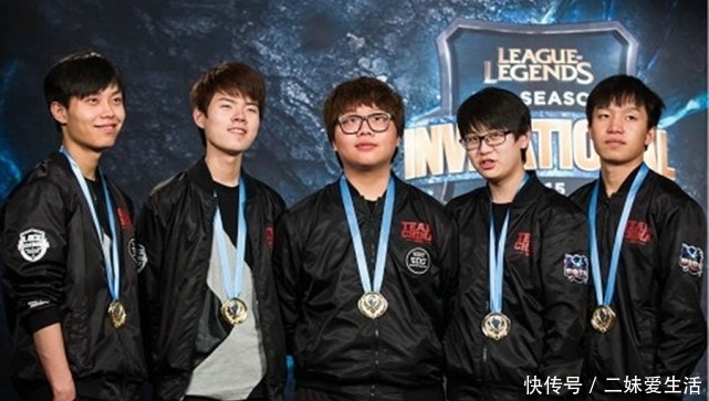 为他提供新 为他提供新