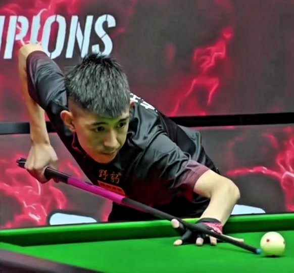 在半决赛中 在半决赛中