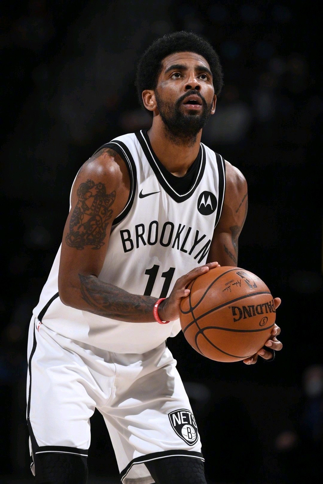 冠与国内争 冠与国内争